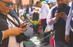 Paseo del Buey en El Pueblito 2025