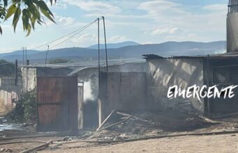 Incendio en fábrica de colchones en La Palma