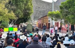 Se manifiesta pobladores contra alcaldesa de Peñamiller