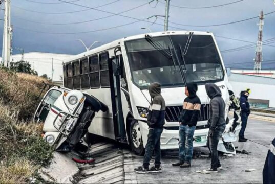Accidente automovilístico deja 12 personas lesionadas en la carretera 431 Los Cues