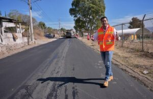 Avanza tramo carretero de 10 kilómetros en Santa Rosa Jáuregui
