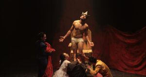 Inicia temporada en el CEART la obra El Ocaso del Rey