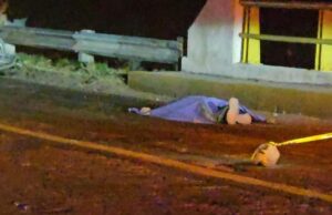 Muere motociclista tras ser arrollado en San Juan del Río