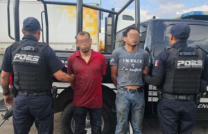 POES detiene a dos hombres por robo de autotransporte de carga federal