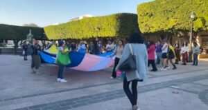 REALIZAN MARCHA TRANS EN EL CENTRO DE QUERÉTARO