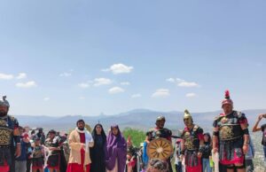 Muere visitante en Tolimán tras desvanecerse en pleno Viacrucis