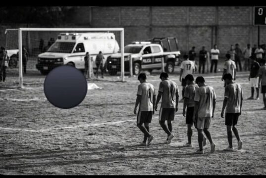 Muere árbitro durante partido en Los Olvera