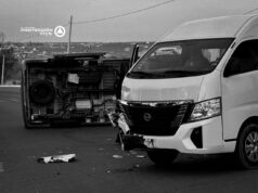 Tres lesionados en choque de camioneta de personal en El Márques