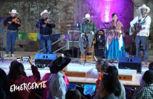 Celebran el Huapango Los Leones de la Sierra del Xichú