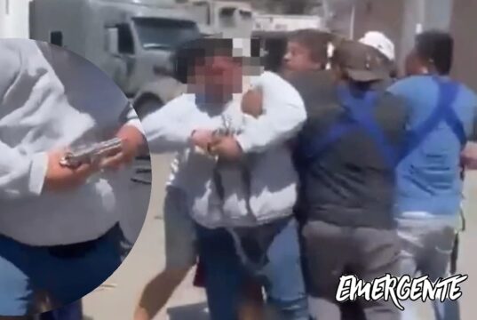 Hombre saca arma en la Central de Abastos de Querétaro