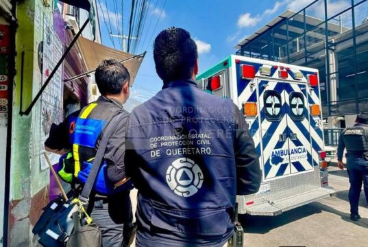 Niña cae de estructurar el Mercado de La Cruz y termina hospitalizada