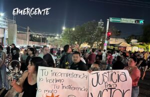 Manifestantes exigen justicia por el biker Víctor en Prol Tecnológico