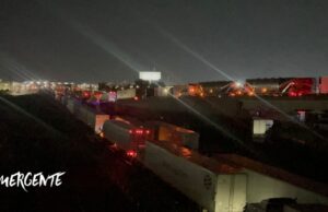 Bloqueo cumple 16 horas en la carretera 57 en El Jofrito