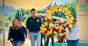 Rinden homenaje póstumo a marinos en Pinal de Amoles