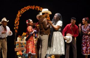 Compañía Folklórica UAQ gana premio nacional con “Fortunato, el diablo y la muerte”