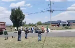Bloqueo en la carretera 57 a la altura de El Jofrito cumple 24 horas