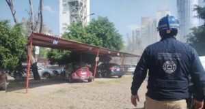 Evacuan empresa Indorama en zona industrial Benito Juárez