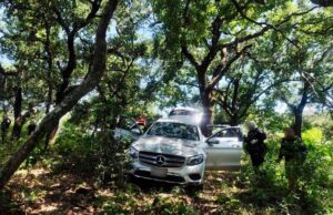 Un policía sin vida y uno lesionado en emboscada en San Ciro de la Costa