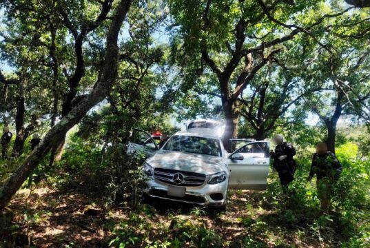 Un policía sin vida y uno lesionado en emboscada en San Ciro de la Costa
