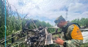 Se desploma avioneta en San Juan del Rio
