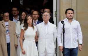 Gustavo Petro termina su presidencia en Colombia