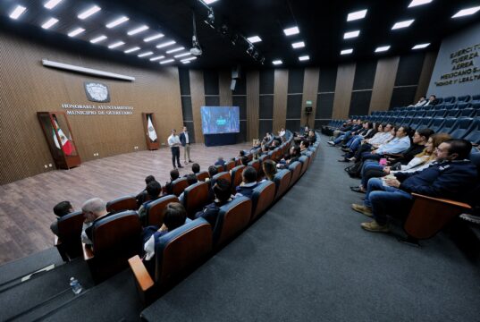 Cabildo del Municipio de Querétaro comienza actividades desde la madrugada