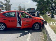 Choca taxi en la carretera 57 altura Casa Blanca