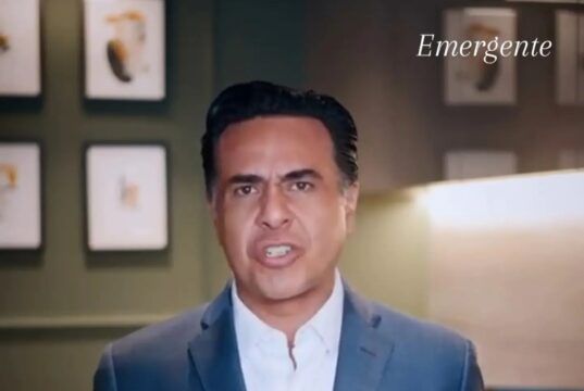 Luis Nava renuncia a SEDESOQ para iniciar camino electoral en Querétaro